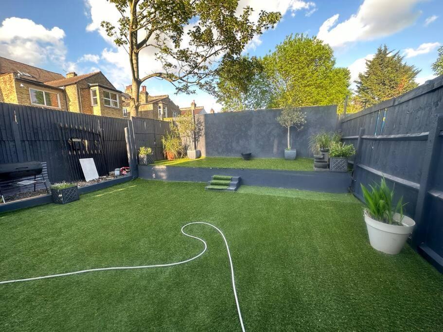 5 Bedroom House Se6 Londres Exterior foto